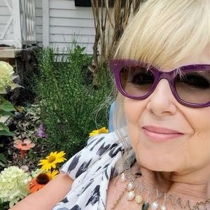 Meet your Posher, Patricia